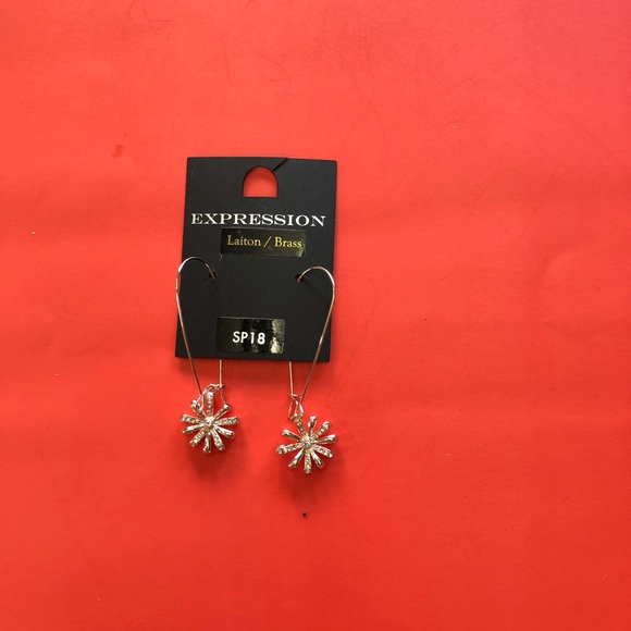 Sparkling dangling earrings - Picture 3 of 4